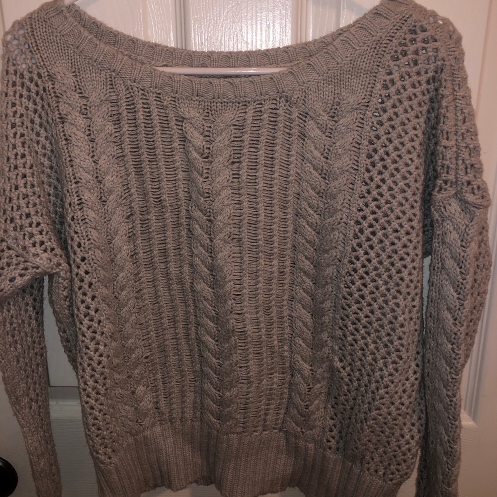 American Eagle Sweater